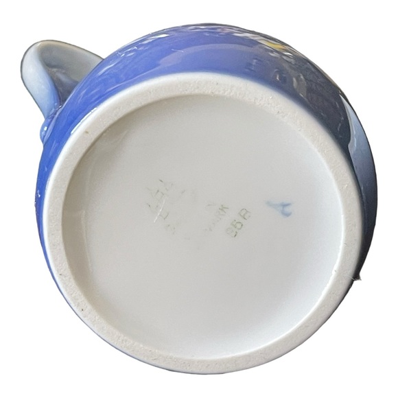 Vintage Bing & Grondahl Creamer and Sugar Set, Made in Denmark - Picture 15 of 16